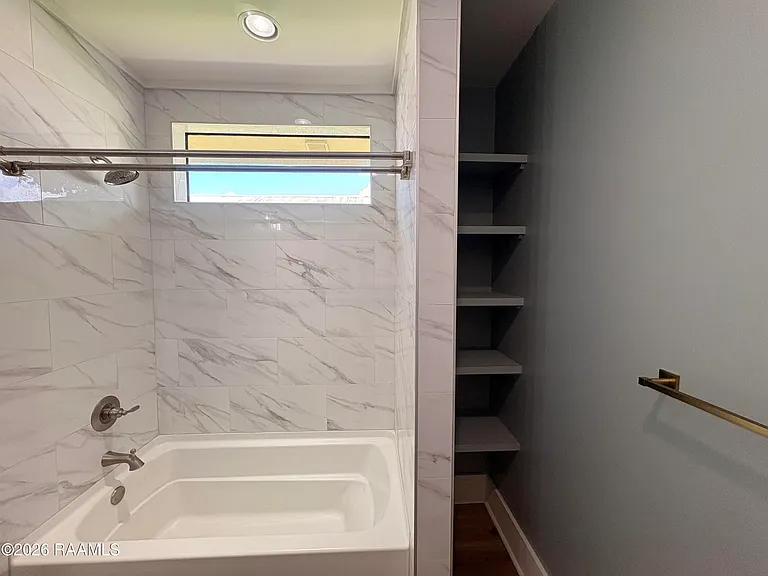 612 E Vermilion St #A — Photo 13