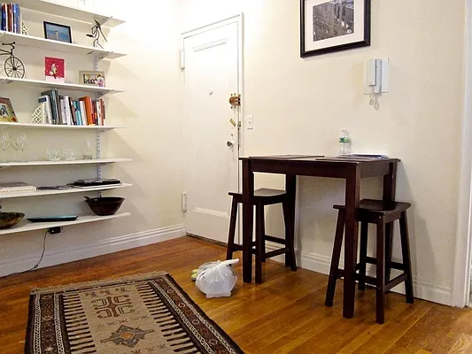 Rented by Manhattan Spaces | media 13