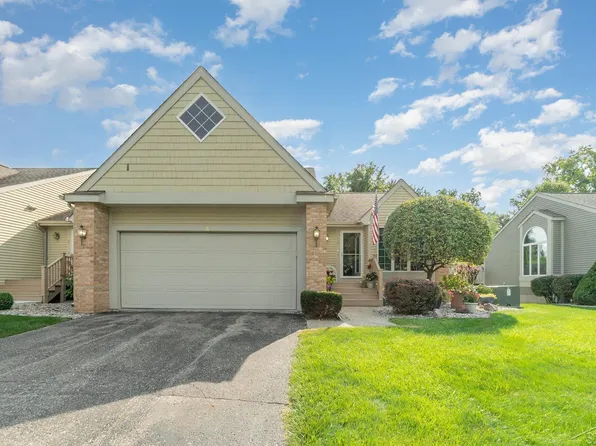 46 Willow Pond Dr E, Saginaw, MI 48603