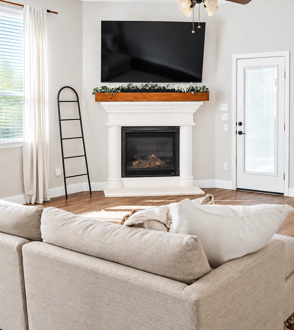 4 bed, 2184 sqft, $2,900 — Photo 4
