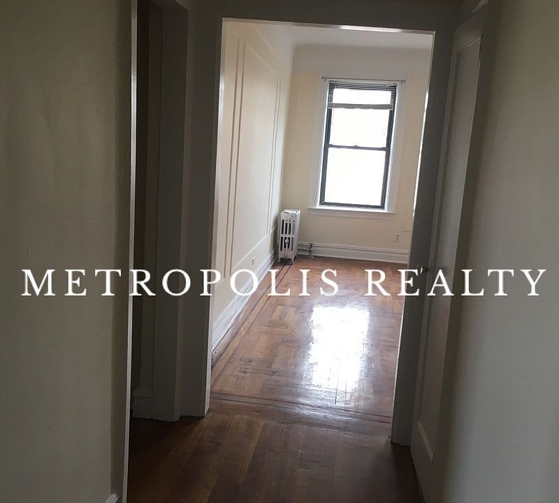 1st image of 2384 26th St APT 3E