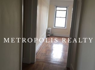 2384 26th St APT 3E, Astoria, NY 11105