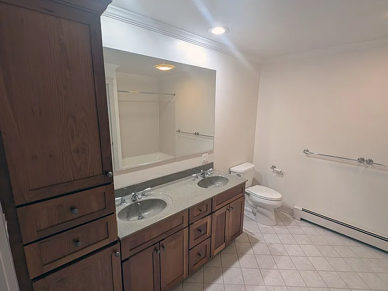 9 Pleasant Wood Dr #202 — Photo 19