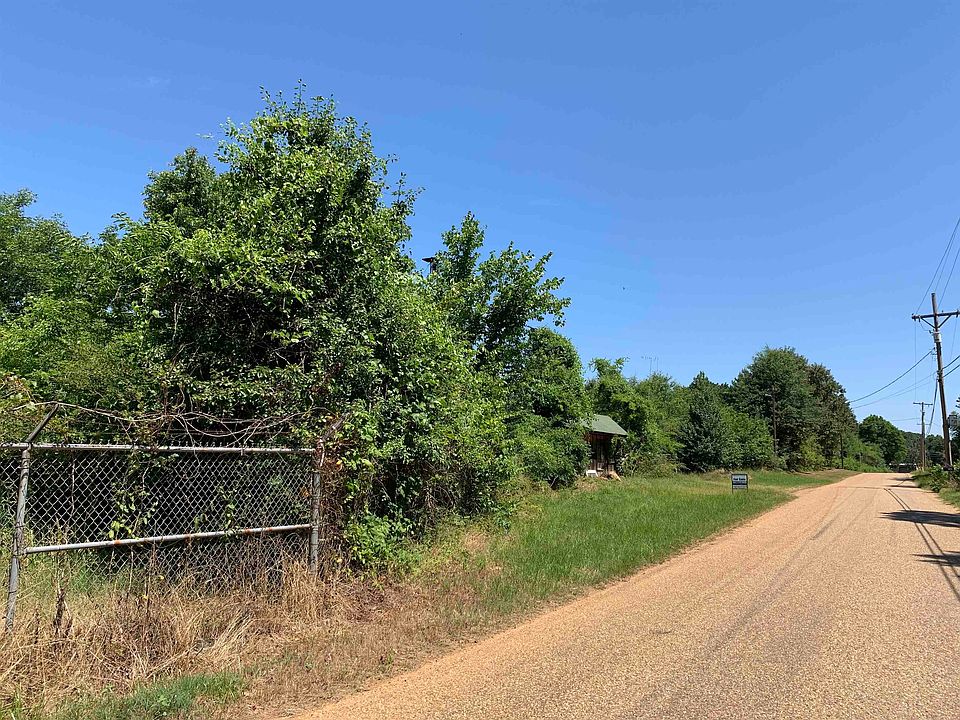2nd image of 762 County Road 2311