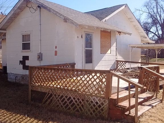 2nd image of 1220 W Idaho Ave