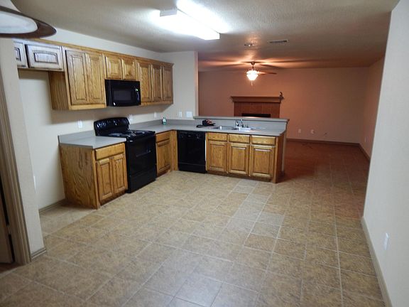 2nd image of 1404 N Gaines St