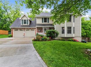 1207 NE 96th Ter, Kansas City, MO 64155