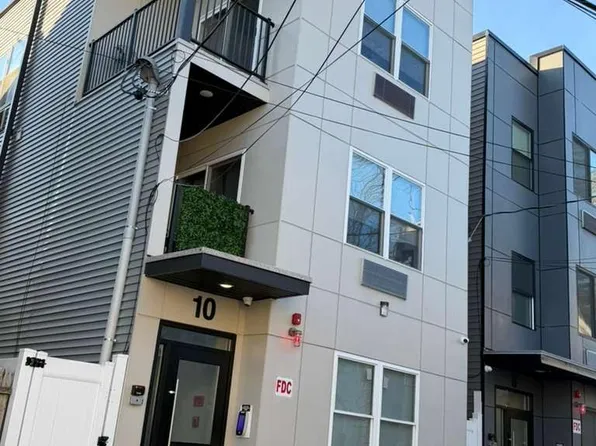 10 Lake St, Paterson, NJ 07501