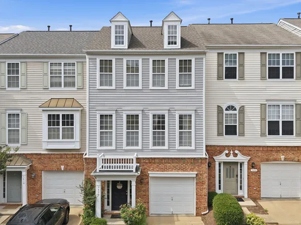 5408 Bayside Ct, Raleigh, NC 27613