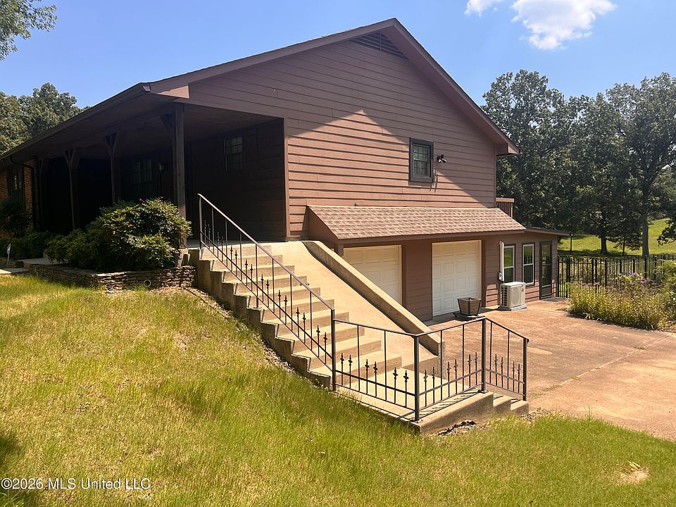 1st image of 321 Odom Rd