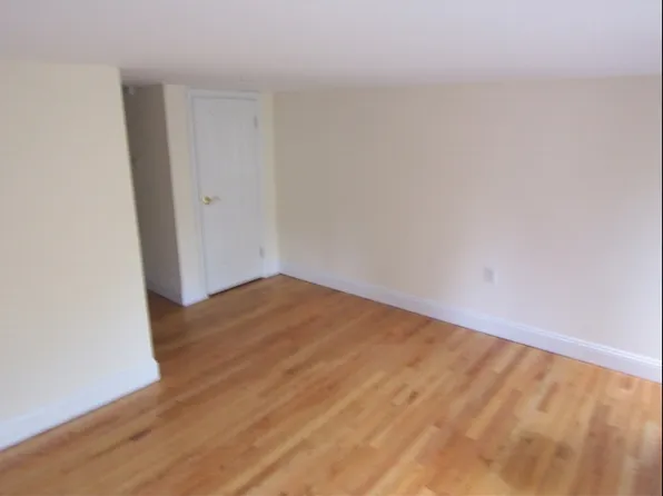 218 West 14th Street image 1 of 5