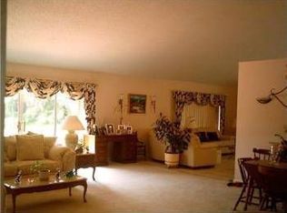 1011 NW 162nd Ave, Pembroke Pines, FL 33028
