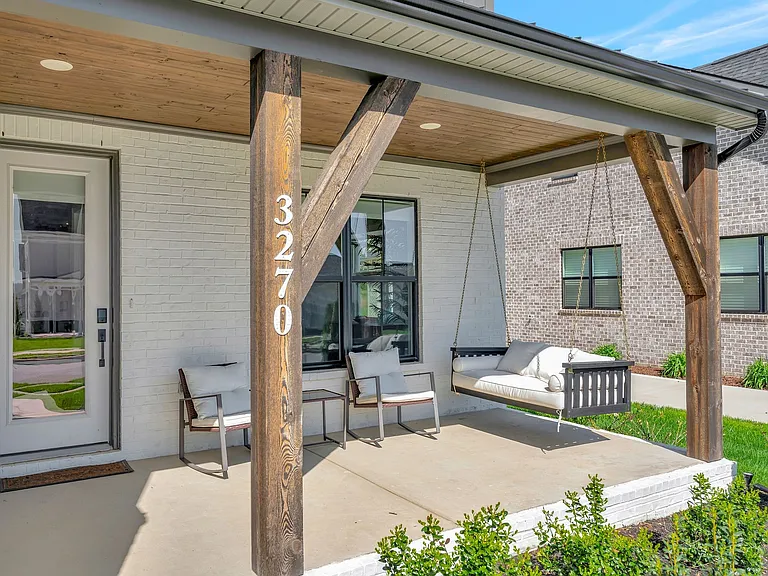 3270 Sassafras Ln — Photo 6