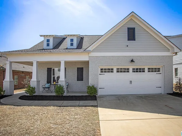 1364 Woodridge Pl, Gardendale, AL 35071