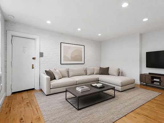 3rd image of 301 Sackett St #2A