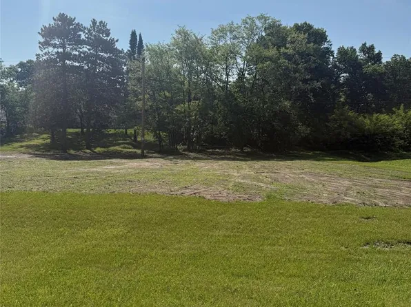 3141 Hastings Way, Eau Claire, WI 54703