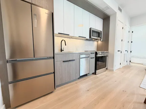 1211 Fulton Street image 1 of 12