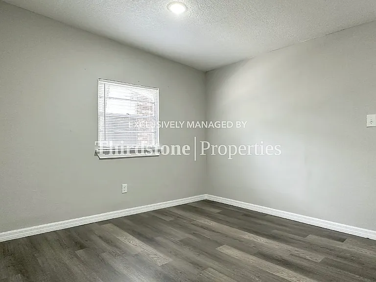 3347 Phyllis St — Photo 14