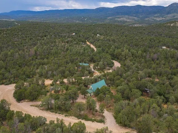 17 Stallion Ave, Timberon, NM 88350