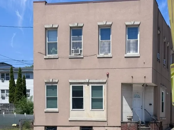 145 Palisade Ave, Cliffside Park Boro, NJ 07010