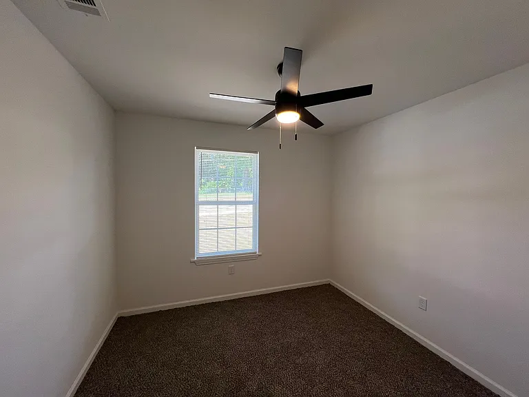 3558 Denver St — Photo 5