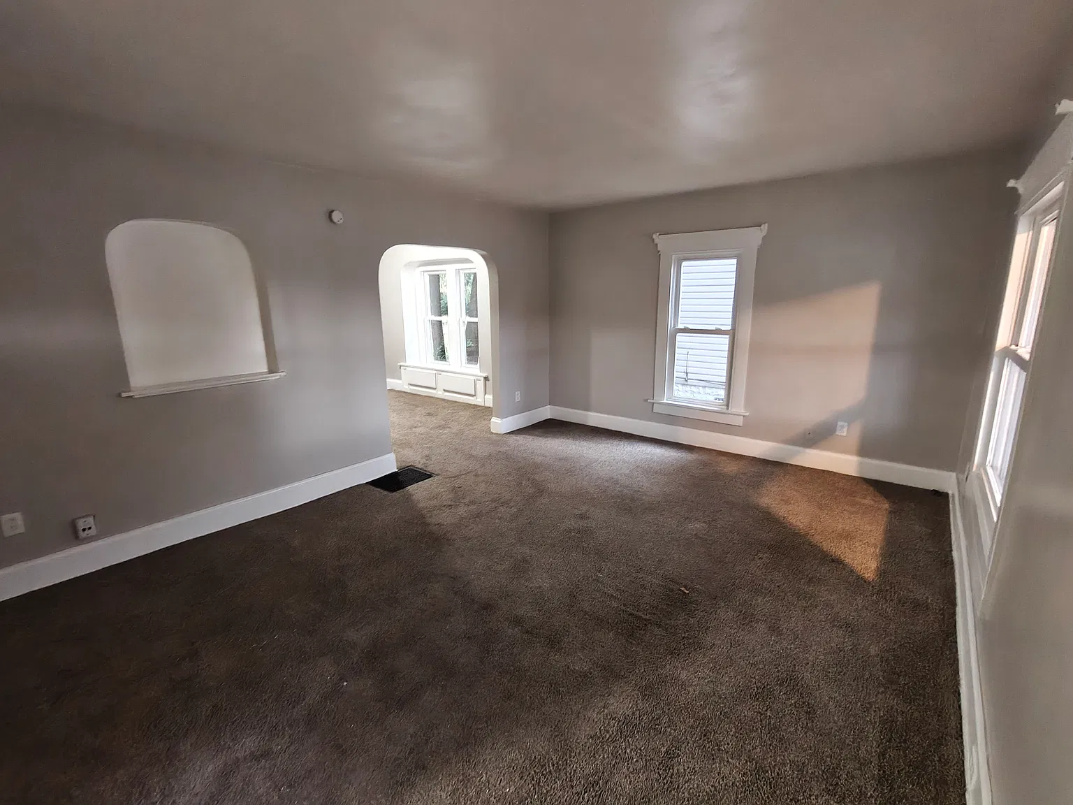 3 bed, 1411 sqft, $1,225 — Photo 4