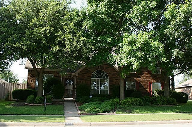 1st image of 1211 Brewer Dr