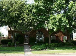 1211 Brewer Dr, Cedar Hill, TX 75104
