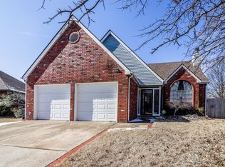 8902 E 87th Pl, Tulsa, OK 74133