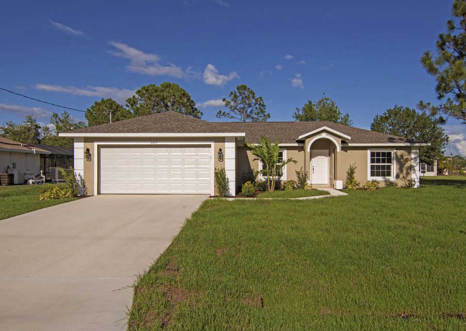 1st image of 6457 NW Foxglove St