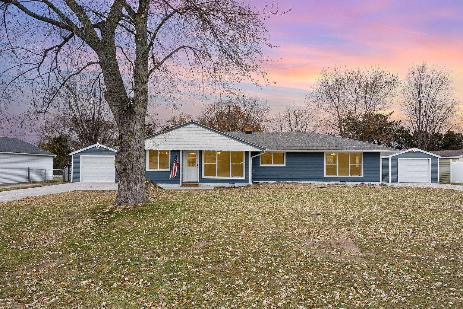 2114 Avalon Cir photo 1