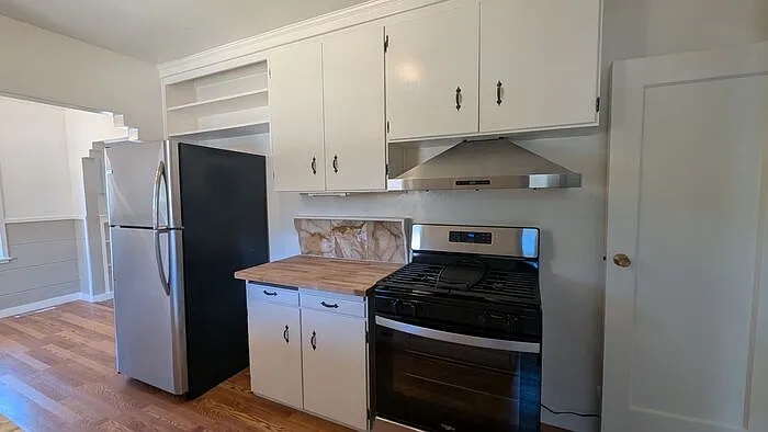 813 Cypress St — Photo 9