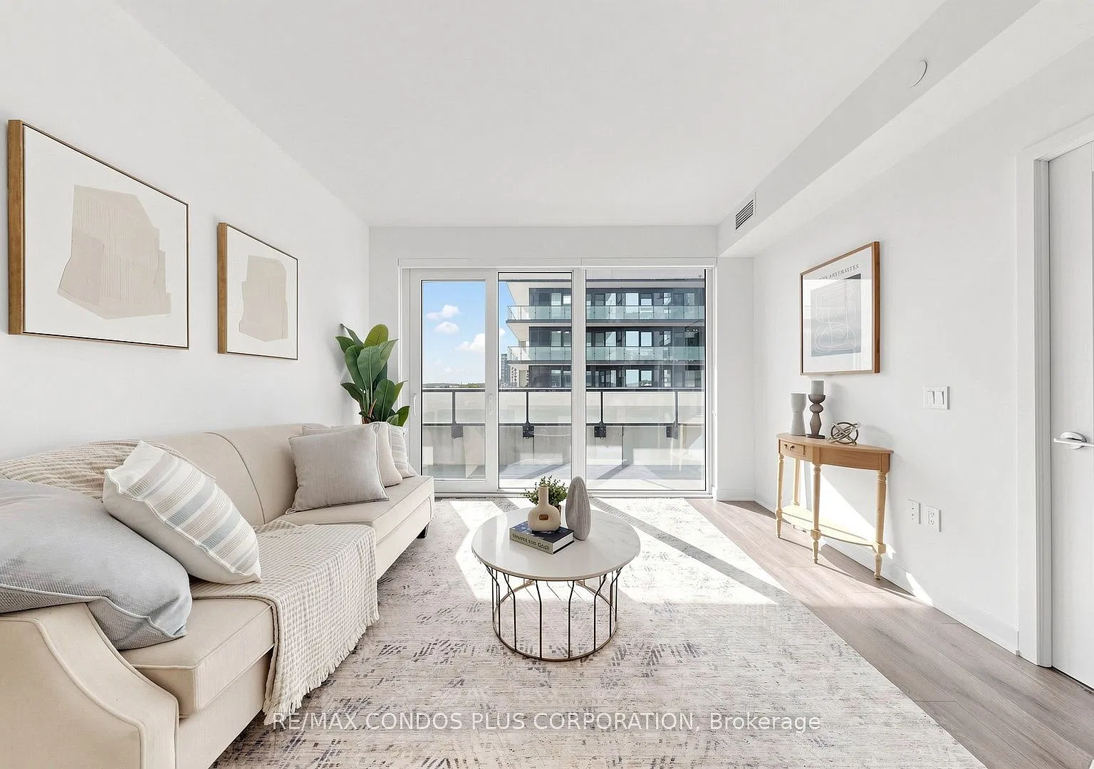 3 bed, $3,250 — Photo 3