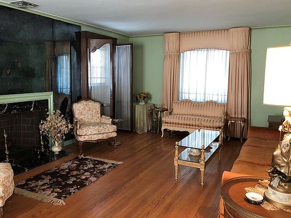 3rd image of 8203 214th St