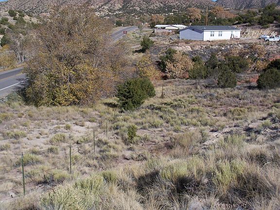 5th image of 574 State Highway 165