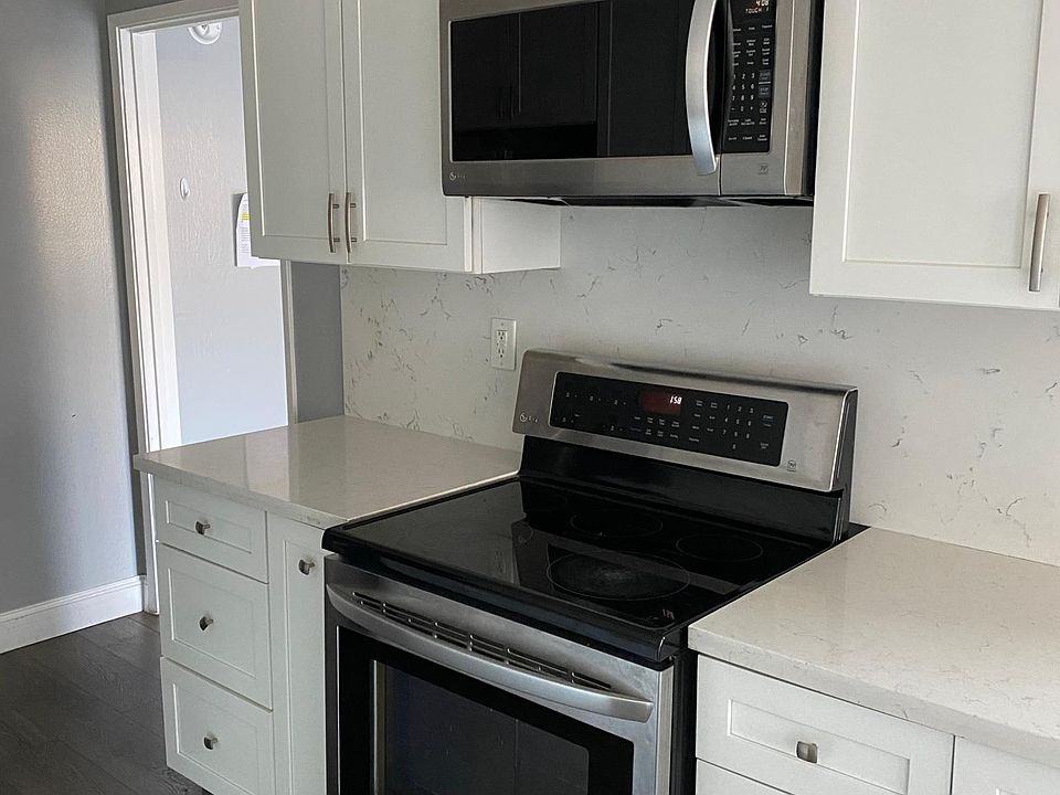 1st image of 1440 Gordon St #7