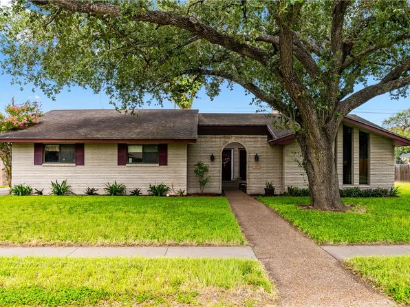 227 Seale Ave, Kingsville, TX 78363