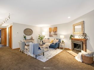 7320 N Skyview Ln APT M203, Tacoma, WA 98406
