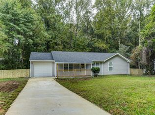 8999 Bentwood Ln, Riverdale, GA