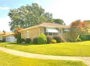 5301 Dartmouth Dr, Parma, OH