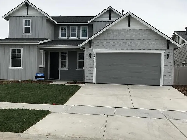 6007 W Daphne Dr — Photo 1