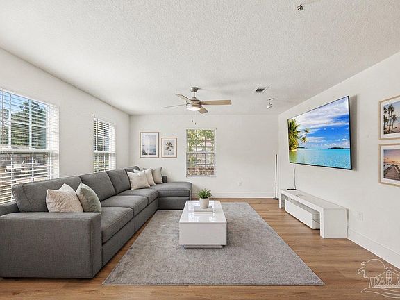 4th image of 810 Colbert Ave