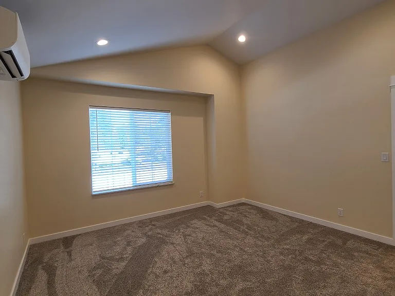 25221 Perkins Rd #1 — Photo 26