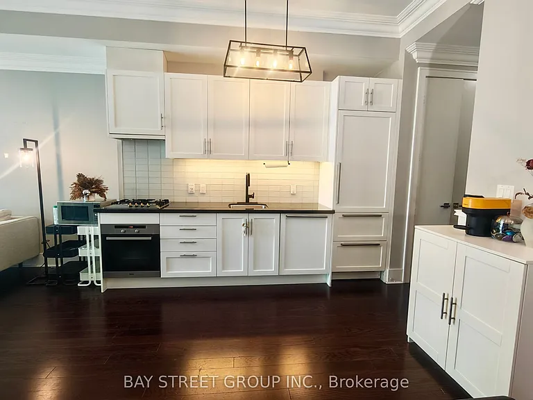 29 Queens Quay E #727 — Photo 8