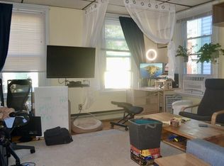 15 Fulkerson St #1, Cambridge, MA 02141