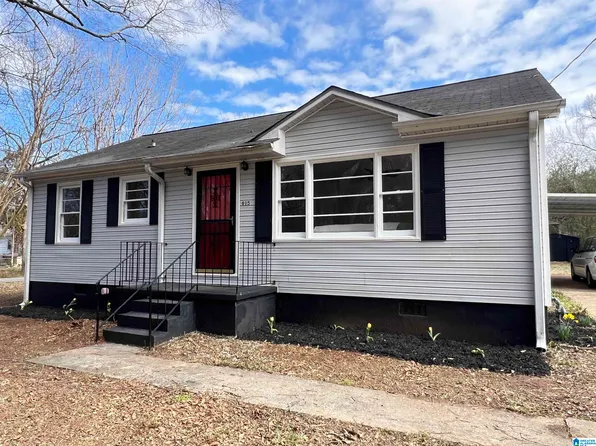 615 Hill St, Weaver, AL 36277