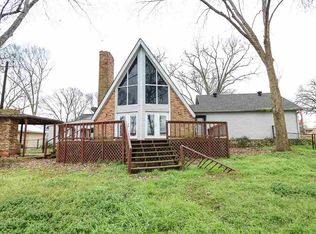 22107 Bluewater Rd, Chandler, TX 75758