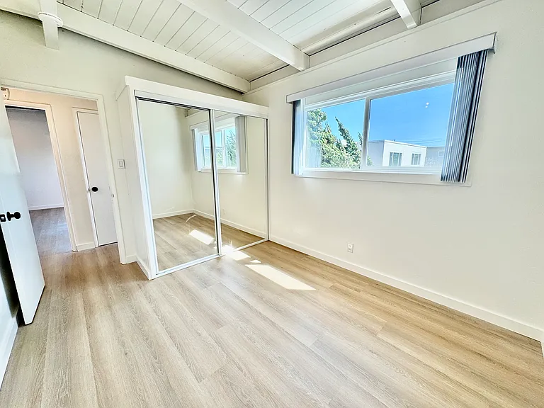 6500 Donal Ave — Photo 22
