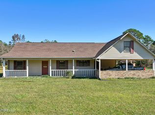 2516 Old Shell Landing Rd, Ocean Springs, MS 39564