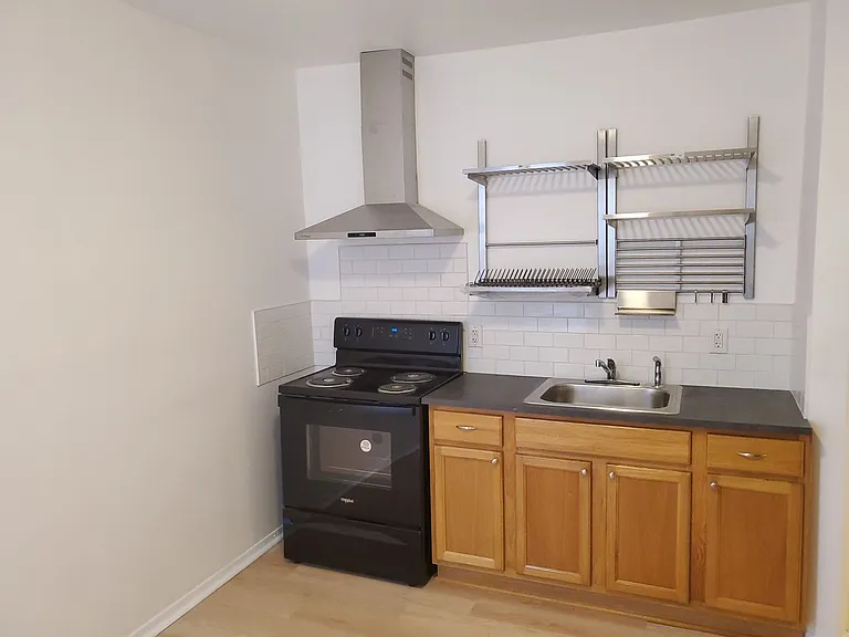 6040 Ogontz Ave — Photo 12